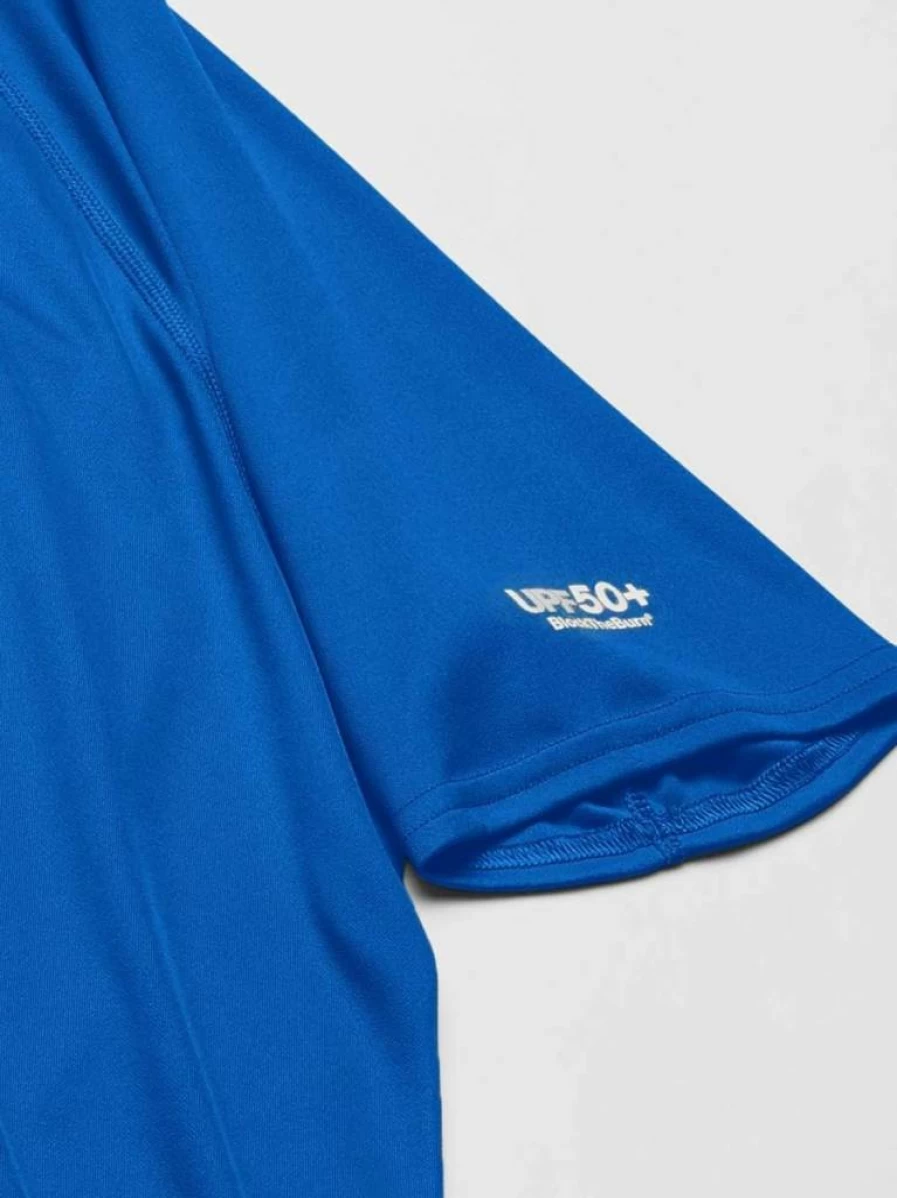 Speedo Men's UV Protection Swim Shirt Short Sleeve Quick Dry Solid Color Rash Guard